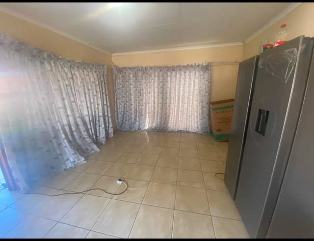 3 BEDROOM HOUSE FOR SALE IN MINERALIA